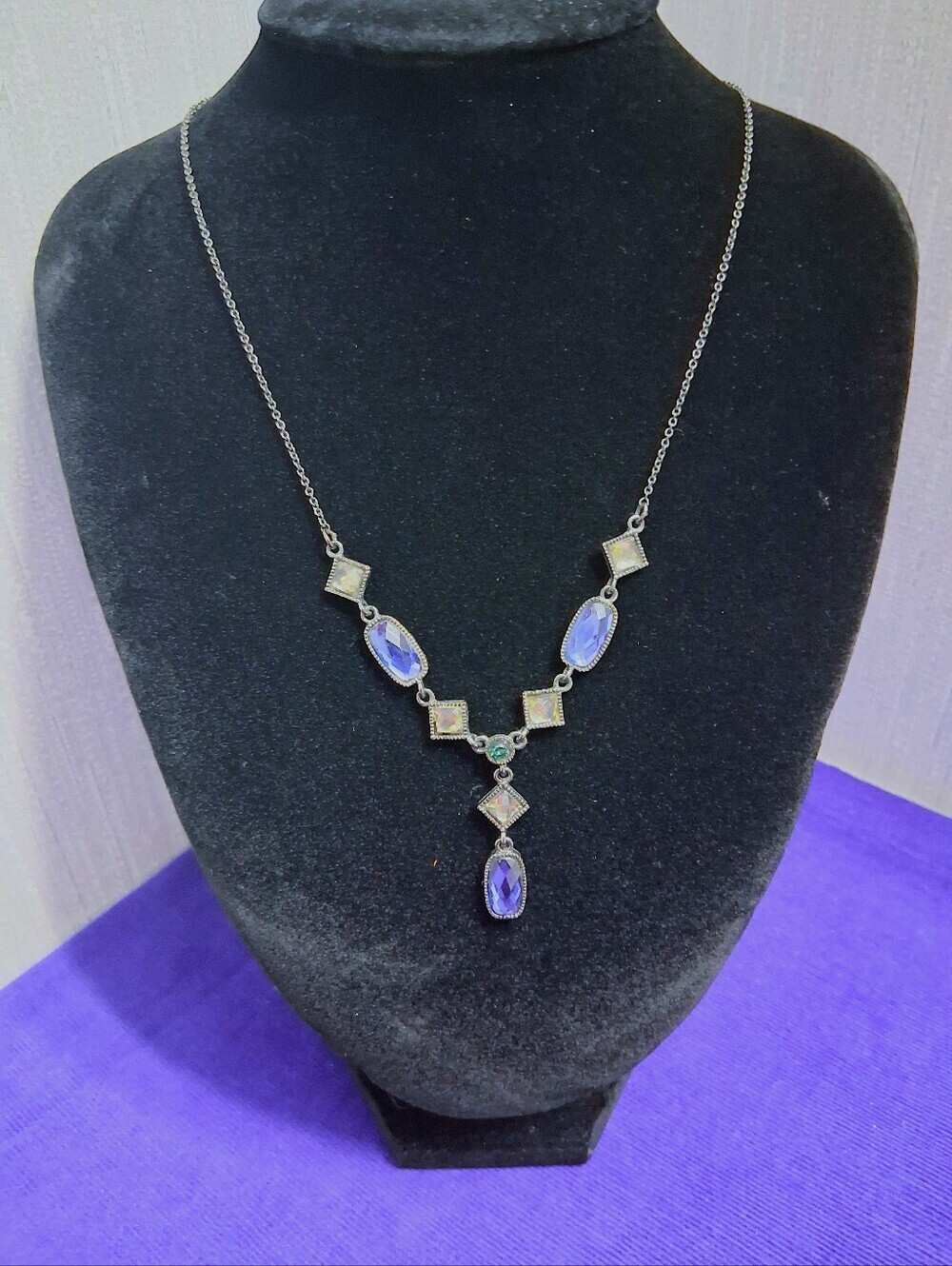 Vintage Avon Necklace Victorian Style Drop With Gunmetal Chain